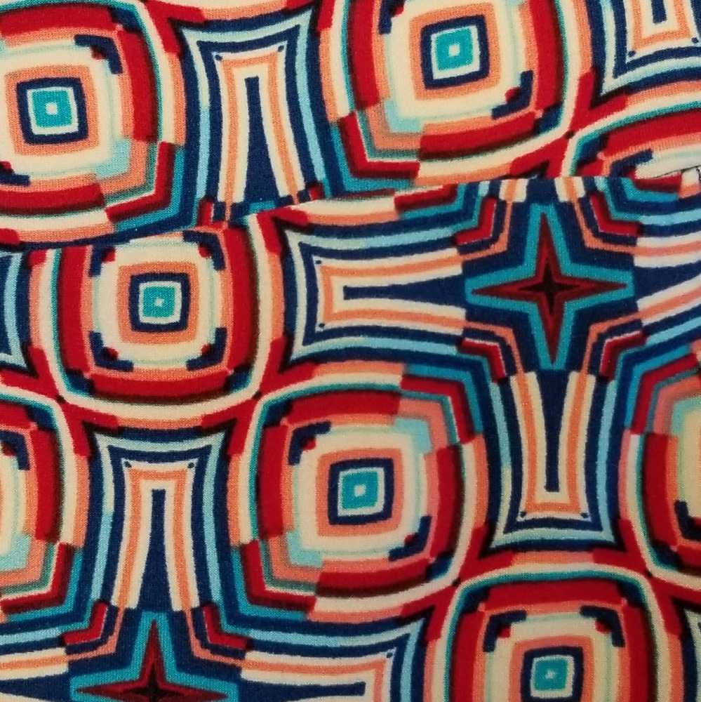 Lularoe OS Super Fun & Soft Leggings Like New